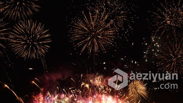 实拍手举闪光燃烧烟火慢动作适用生日聚会节日庆典视频素材 Fireworks Festival (Stock Footage) - AE资源网 www.aeziyuan.com